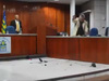 Vereador quebra tudo em sessão na Câmara de Valença do Piauí