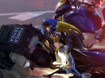 Polícia Militar em Campo Maior apreende moto com restrição de roubo