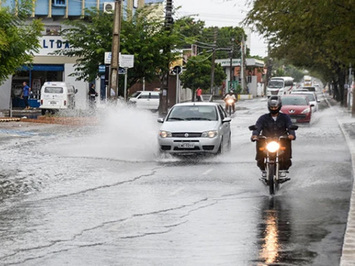 Meteorologia emite alerta de chuvas para 124 municípios do Piauí; VEJA LISTA