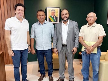 Prefeito Pompilím busca equipamentos para o novo matadouro público do município