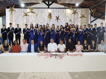 Educandário Sagrado Coração de Jesus realiza 33ª solenidade de Colação de Grau